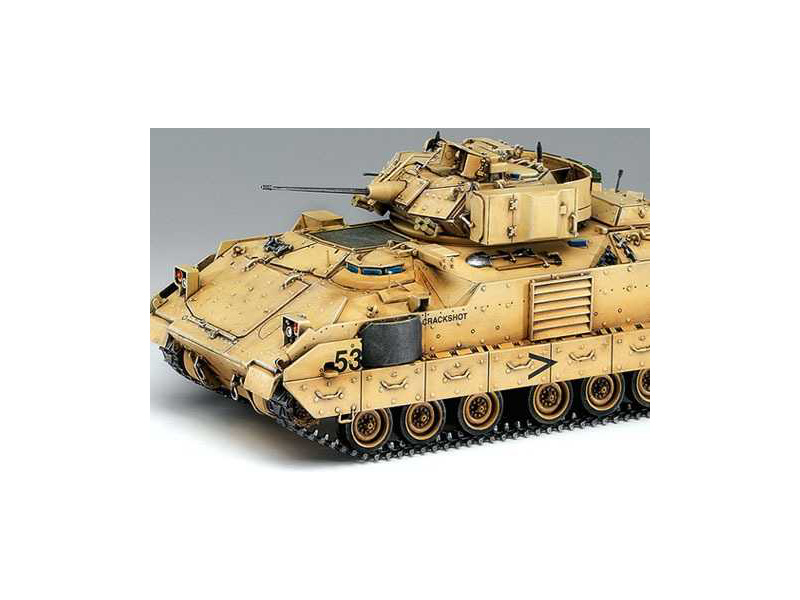 Plastikový model tanku Academy 13205 M2A2 Bradly OIF (1:35)